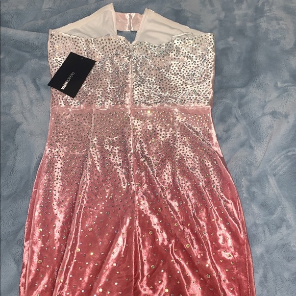 Dress ! - Picture 2 of 2